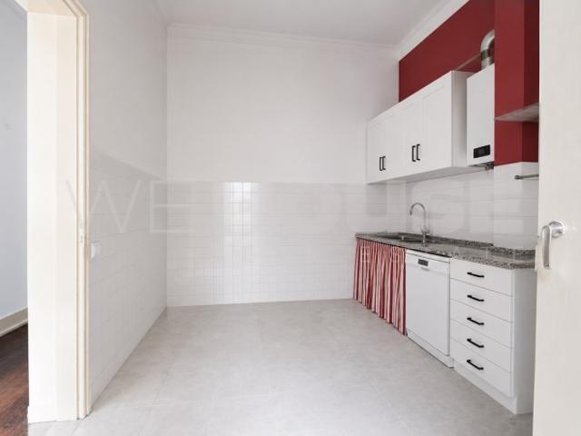 Centro do Barreiro Magnífico apartamento T4 140 m2 com logradouro