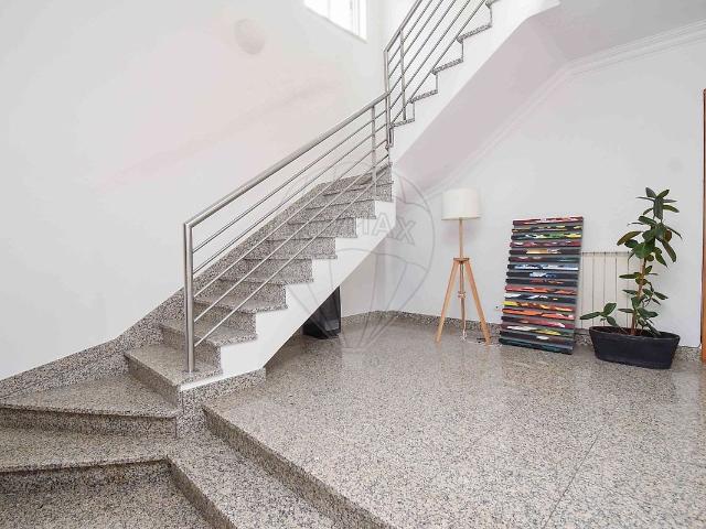 Centro Da Vila Da Parede Duplex T3 Prédio Riviera: Park Suit. 179m² Carcavelos e Parede