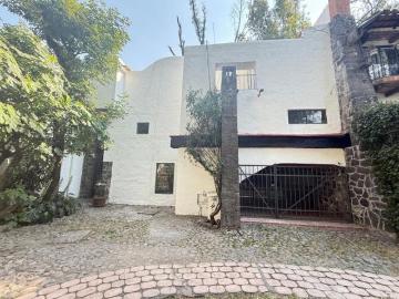 CENTRO DE COYOACÁN, VENTA DE CASA ESTILO COLONIAL