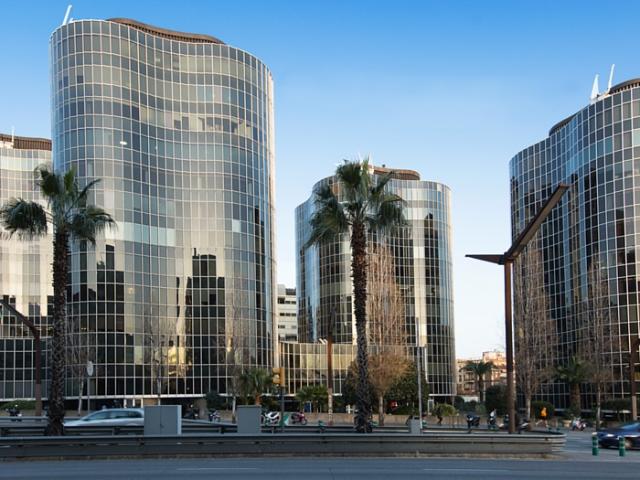 Centro de negocios moderno y funcional
