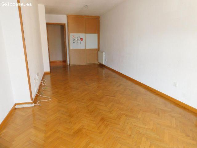 Centro de Parla Piso de 3 Dormitorios 2 baños, Garaje, trastero y Piscina