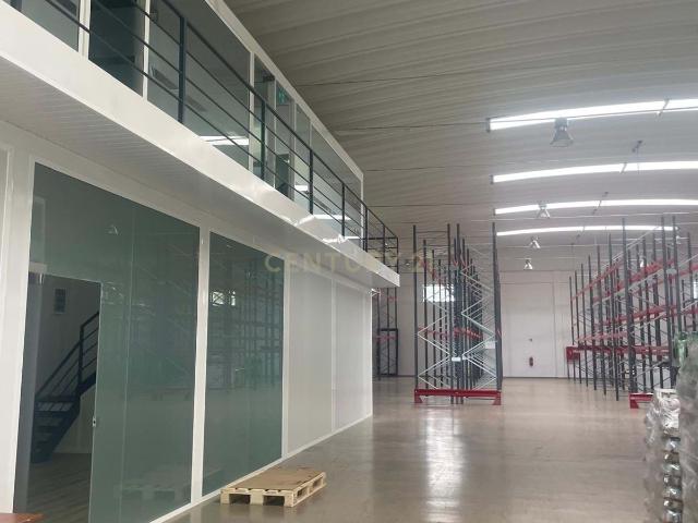 Centro Logístico e Industrial Renovado | 1.294 m² | Câmaras de Frio e Congelação | Sobral de Monte Agraço