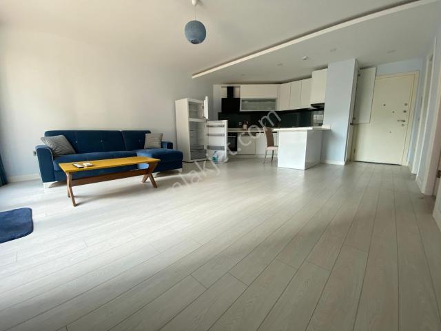 Centro Sitesi1+1 Teraslı Ful Eşyalı,beykent Üniversitesi Karşısı