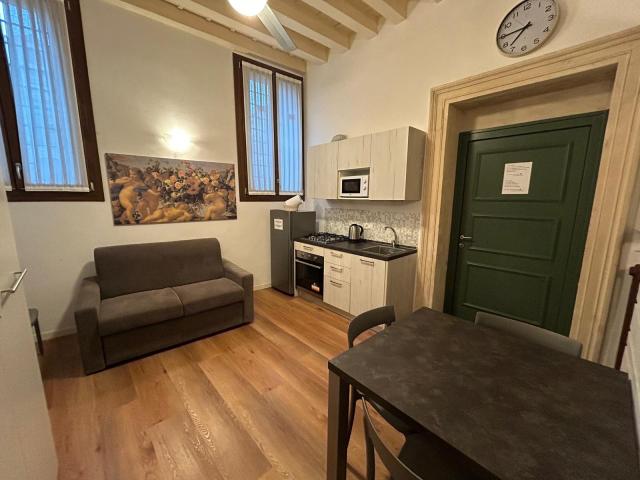 CENTRO STORICO MONOLOCALE IN LOCAZIONE