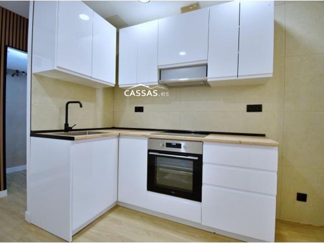 CENTRO Planta Baja. 2 habitaciones con patio