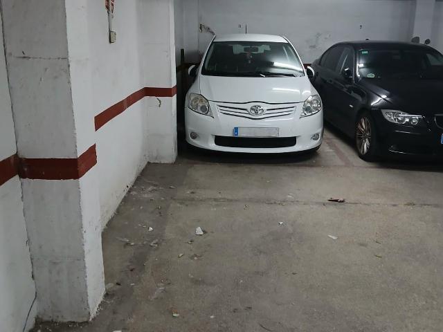 CENTRO PLAZA DE GARAJE EN ALQUILER