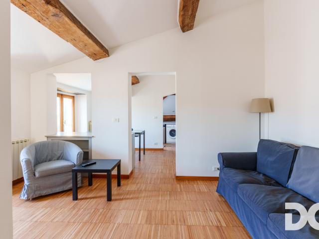 CENTRO – VIA ROMA PERFETTI MQ. 61 MANSARDATI PANORAMICI