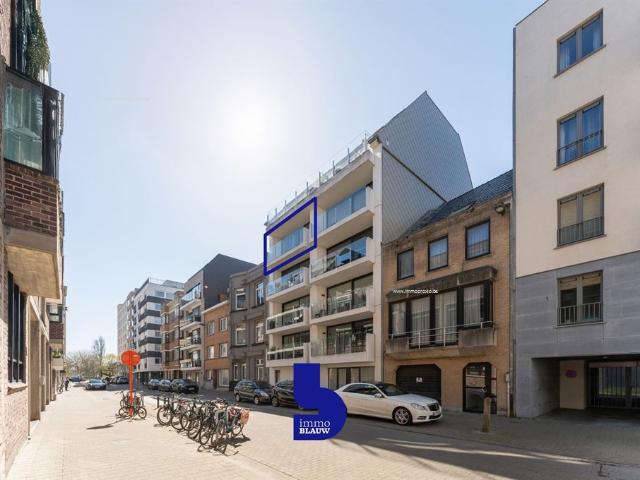 Centraal gelegen appartement met 2 terrassen