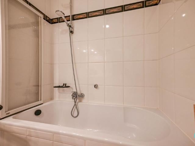 Centraal gelegen appartement met garage te Izegem