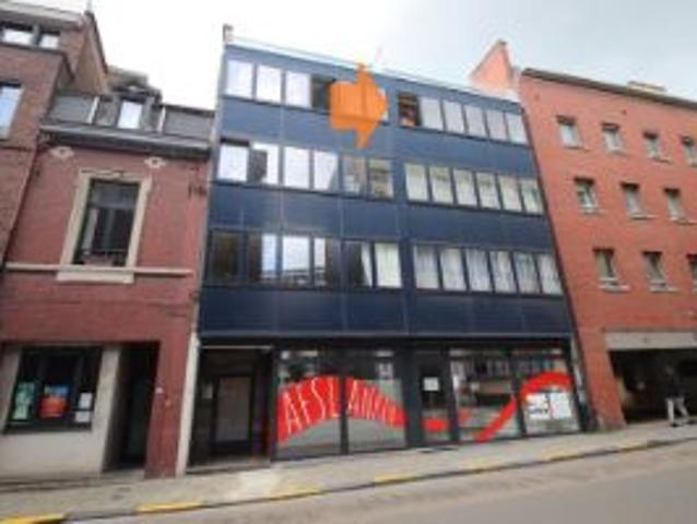 CENTRAAL GELEGEN APPARTEMENT MET KELDER