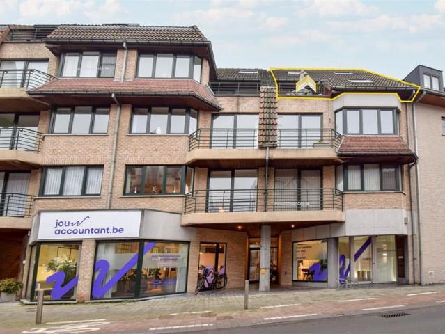 Centraal gelegen duplex met 4 slaapkamers