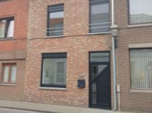 Centraal gelegen instapklare woning met garage