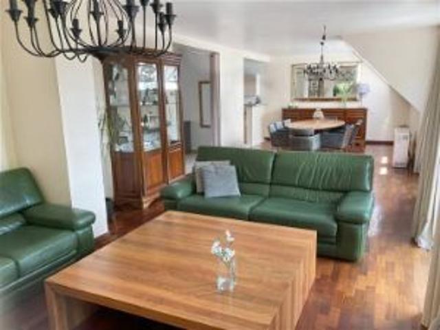 Centraal gelegen, ruim appartement
