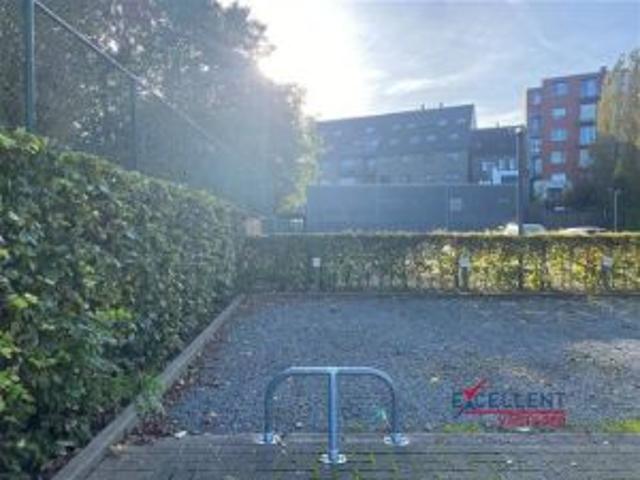 Centraal gelegen staanplaatsen te koop centrum Deinze
