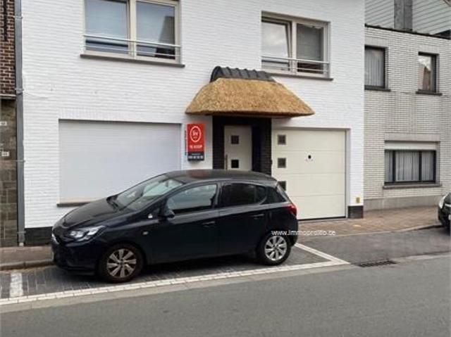 Centraal gelegen woning in het hartje van oud Knokke nabij het commerciële centrum te Knokke Heist