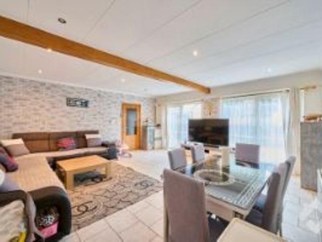 Centraal gelegen woning met 3 slaapkamers!