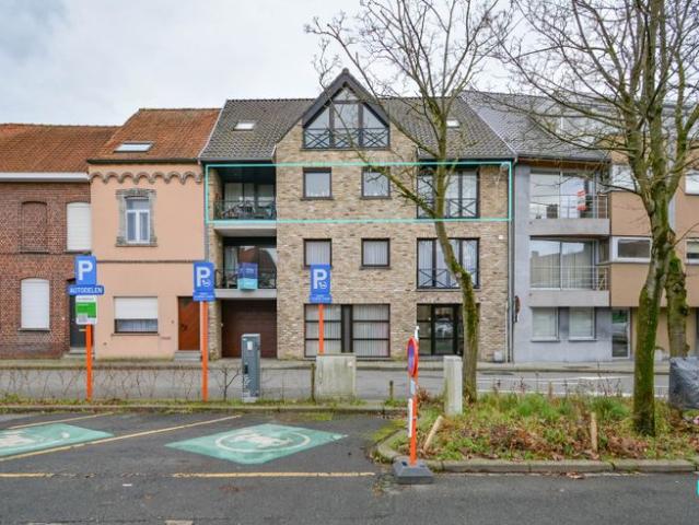 Centraal gelegen 2 slaapkamer appartement in Emelgem