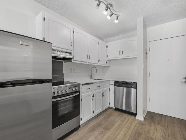Central on 12th 1 Bedroom Apartment for Rent at 725 12 Ave Sw, Calgary, AB T2R 0H9 Beltline