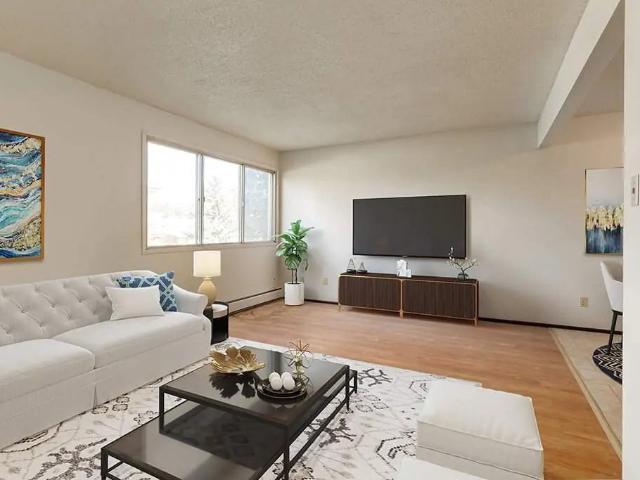 Central Apartments 1 Bedroom Apartment for Rent at 236 4 St W, Brooks, AB T1R 0V1