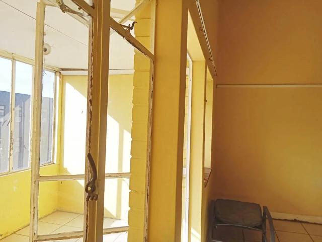 Central bachelor / studio apartment for sale