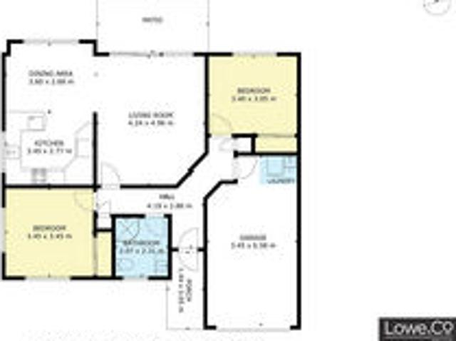 Central, convenient and carefree in redwood estate