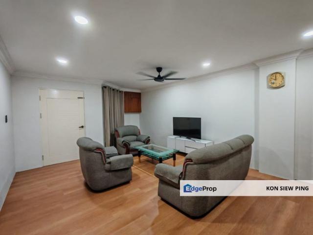 Central Court Apartment Corner Unit For Sale & For Rent! Located at Jalan Central, Padungan