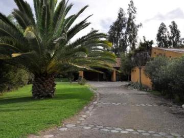 CENTRAL DE CHICUREO/LAS CANTERAS, Colina