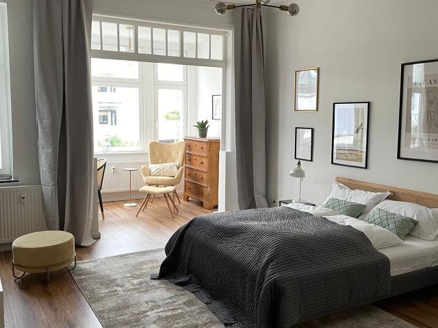 Central design apartment in the most popular district, Bremen Amsterdam Apartments for Rent