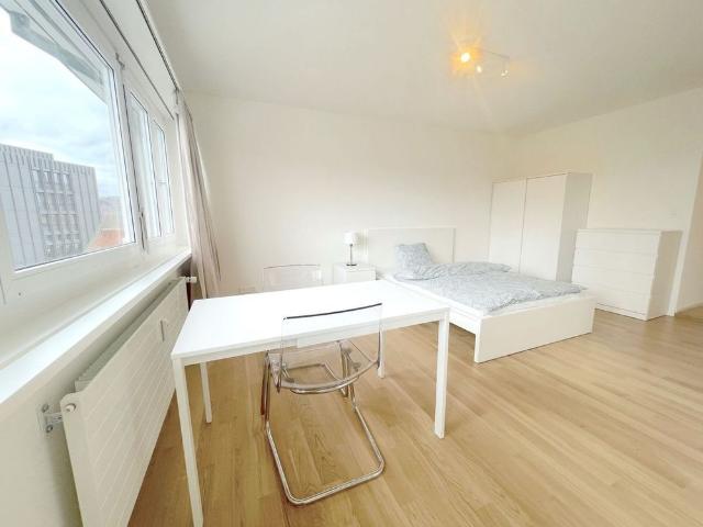 CENTRAL – FURNISHED – ATTRACTIVE