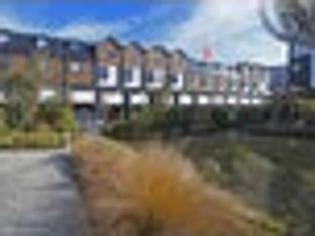 Central Frankton Living Plus Income