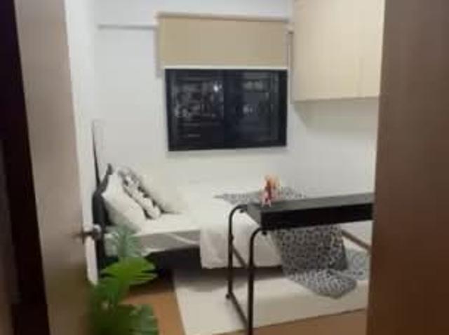 Central Grove Condominium Room Rental, $1,400, 1 Bed 1 Bath 120 sqft $11.67 psf