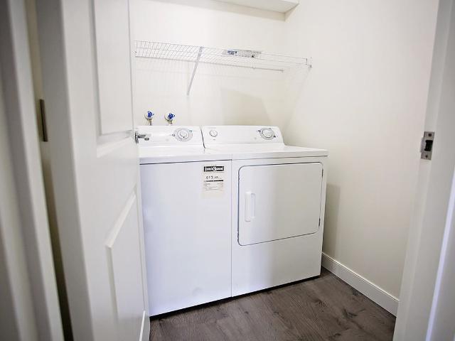 Central Heights Apartments 1 Bedroom Apartment for Rent at 110 Reid Rd, Saskatoon, SK S7N 2W6 Sutherland