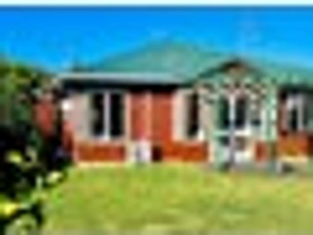Central Kensington Price Reduced From $599,000