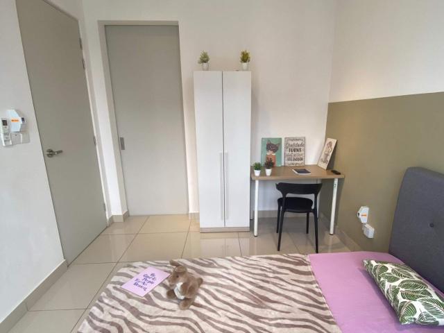 Central Location Room | Great for Working Adults