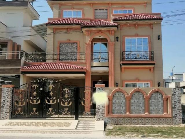 Central Park 10 Marla G Block Facing Park Hot Location Lahore Central Park Housing Scheme ID 90224