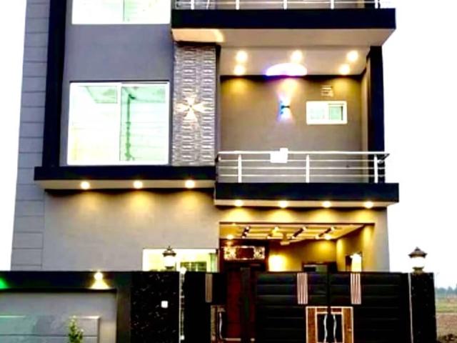 Central Park 5 marla brand new triple storey house hot location Lahore CENTRAL PARK HOUSING SCHEME ID 89093