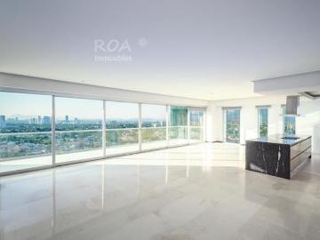 Central Park Guadalajara: Amplio Penthouse de 4 Recamaras con 2 Terrazas