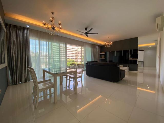 Central Park Fully Furnished Renovated Prime Location Greenlane
