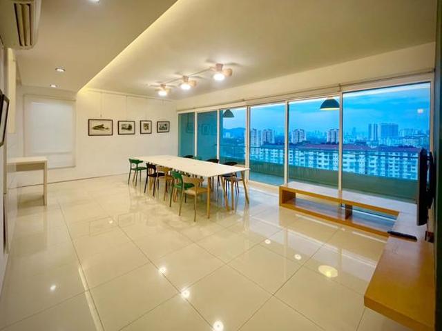 Central Park Jelutong Fully Furnished Big Size Unit For Rent