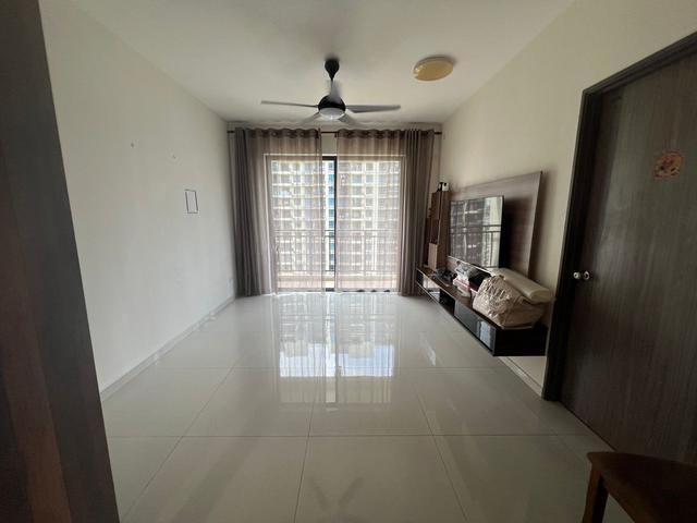 Central Park Phase 1 81200Johor Bahru 2 Bed Freehold Carpark 1 Ciq