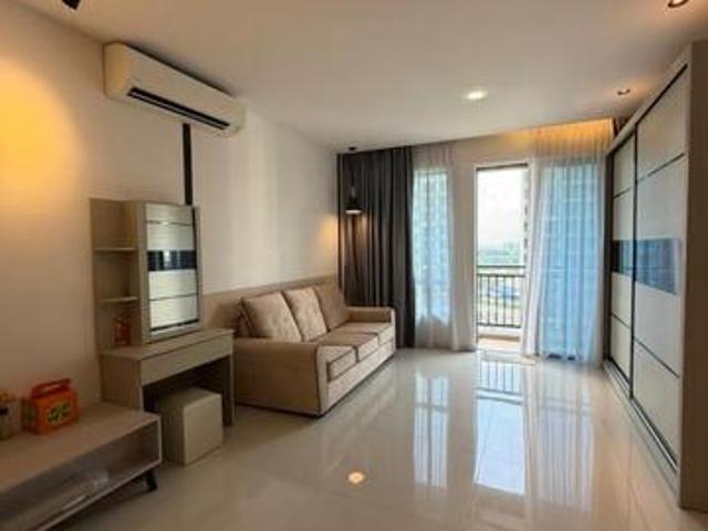 Central Park Tampoi Studio For Sale