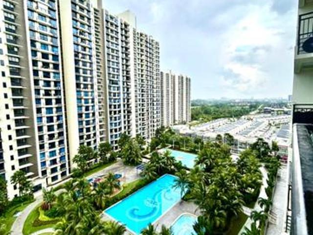 Central Park Tampoi 2 Bed 1 Bath Free Shuttle Bus to CIQ