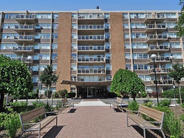 Central Park Terrace A 1 Bedroom Apartment for Rent at 1286 Islington Ave, Toronto, ON M9A 3K1 Islington City Centre West