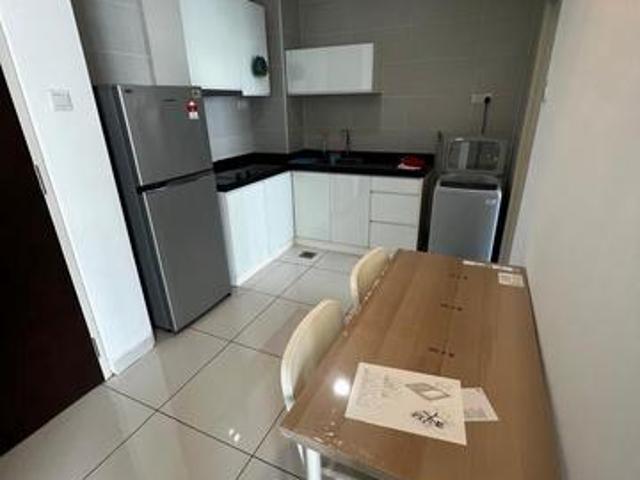 Central Residence Below Market 2 Room 1 Bath 2 Parking Limited