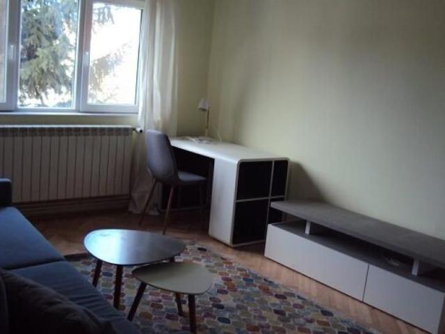 CENTRAL/ Uzinei Etaj 1 Ap.SUPERB 3 camere 2 bai+ balcon