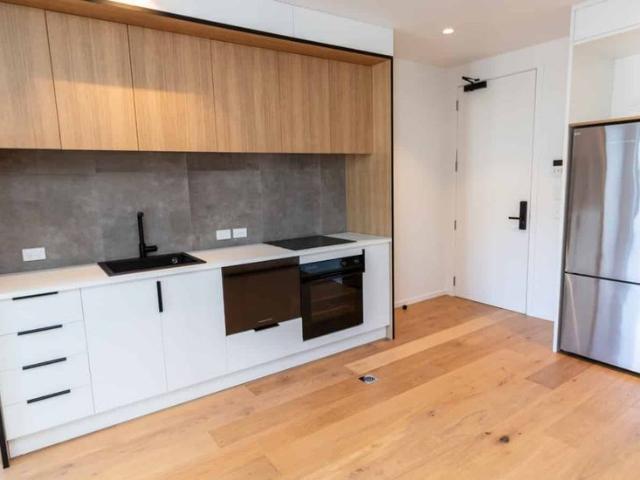 Central Wellington 1 Bedroom apartment