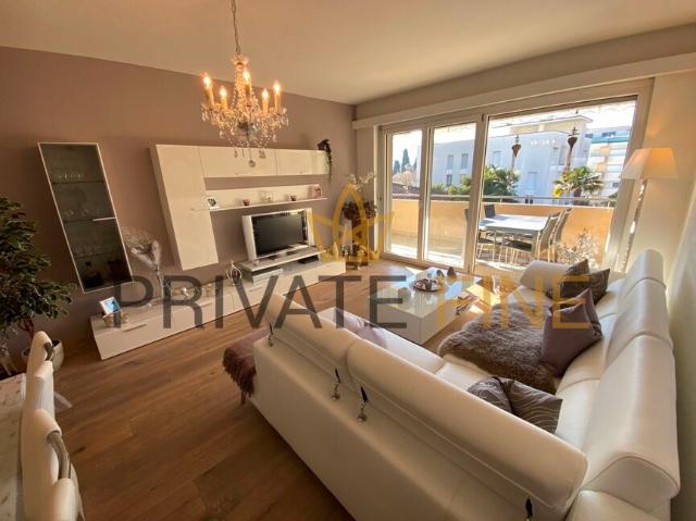 Central 3.5 room apartment with sauna and pool 09 | dreamo. Ch
