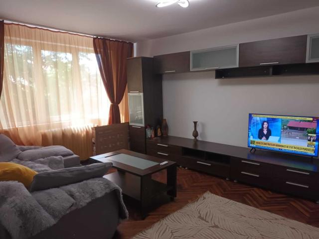 Central | 4 Camere | Centrala Proprie