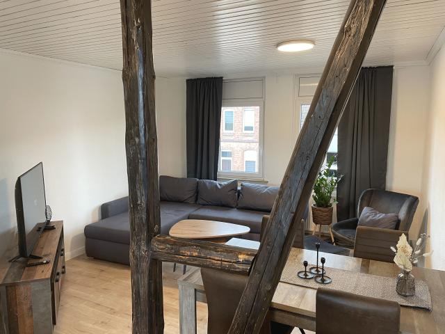 ☆Central 82m² | Modern & Stylish | Perfect for 4 | Parking inclusive