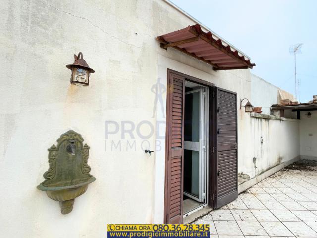 Centralissimo appartamento 2° piano con terrazzo in vendita a Ruvo di Puglia